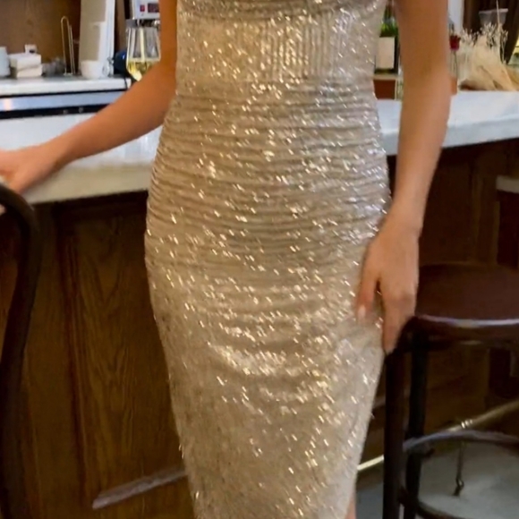 🔥SOLD🔥Sexy Sequin Cocktail Dress - Picture 9 of 16